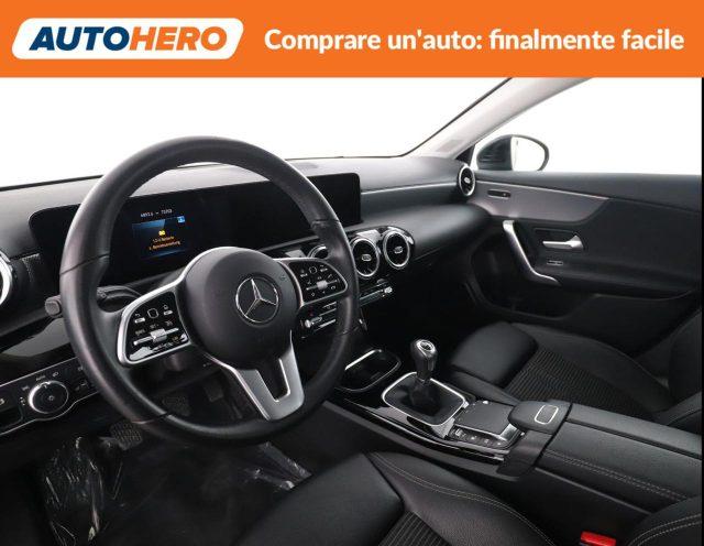 MERCEDES-BENZ A 180 Sport