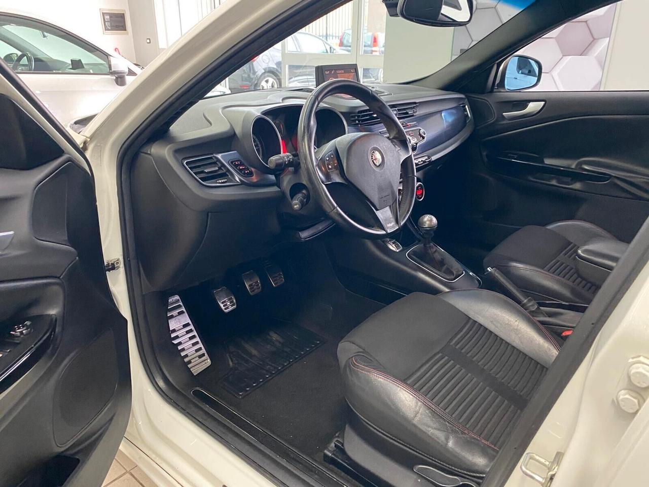 Alfa Romeo Giulietta 1.6 JTDm-2 105 CV Distinctive