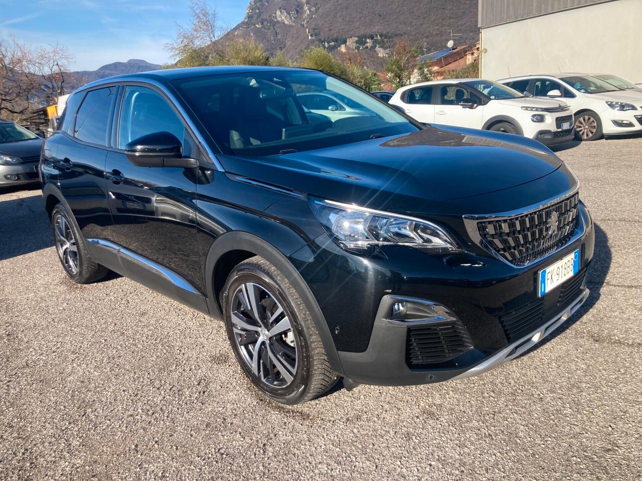 Peugeot 3008 BlueHDi 120 S&S Business