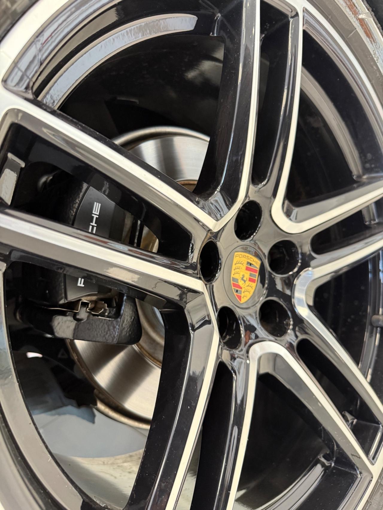 Porsche Macan 245 c.v BENZINA CON NAVI, APLLE CARPLAY, FULL LED, TELECAMERA, PELLE