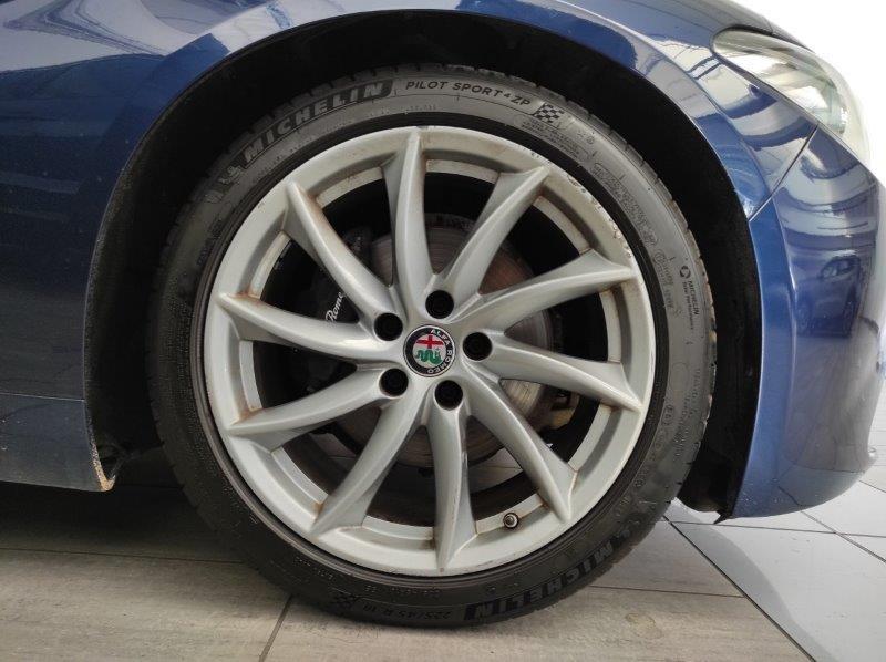 ALFA ROMEO Giulia (2016) - Giulia 2.2 Turbodiesel 180 CV AT8 Super