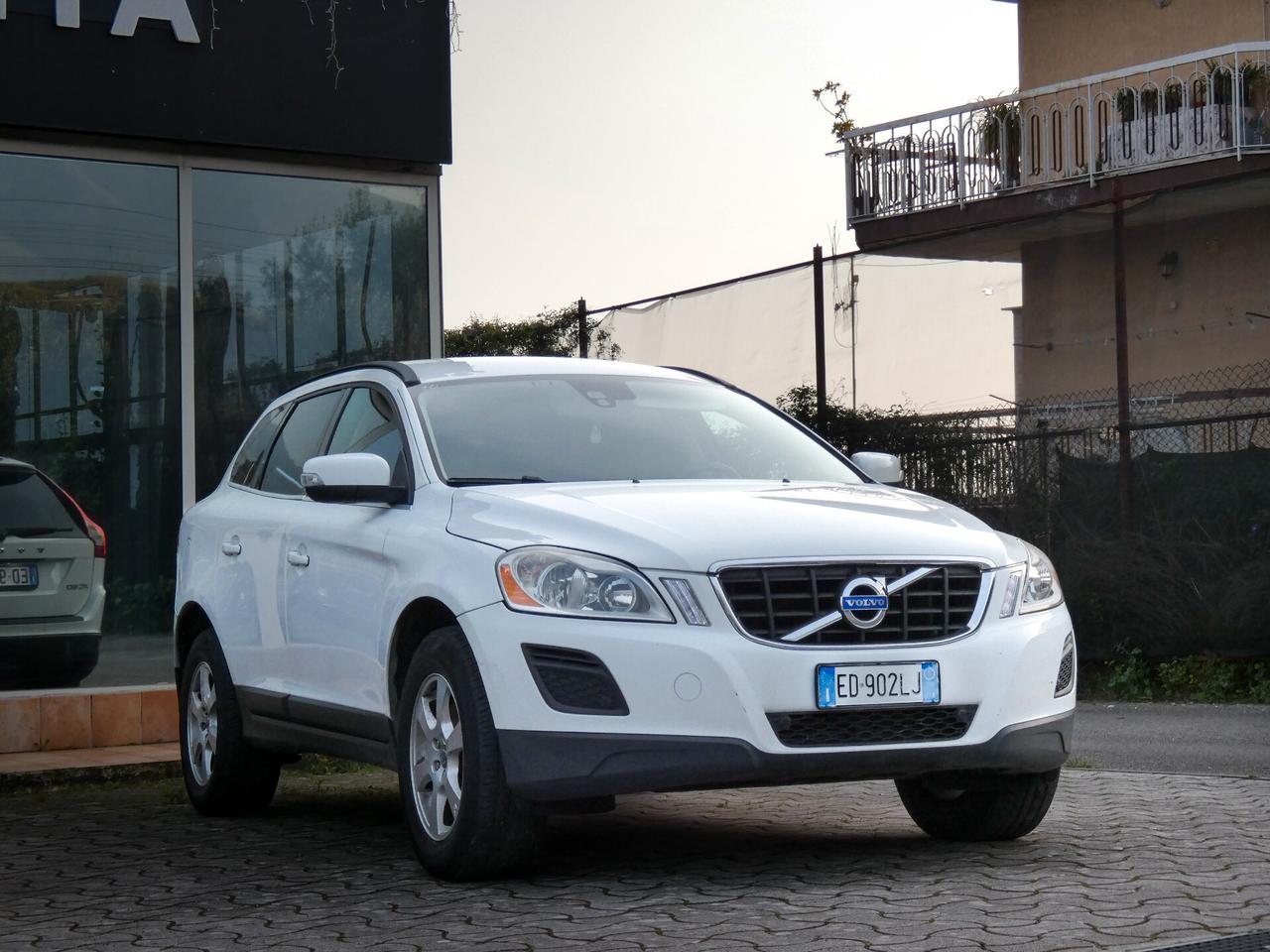 Volvo XC 60 XC60 2.4 D 175 CV FWD Geartronic Kinetic