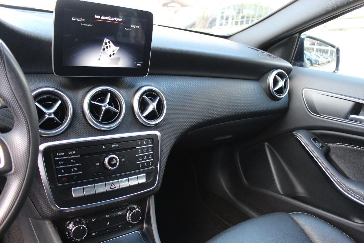 MERCEDES - Classe A - A 160 d Automatic Business