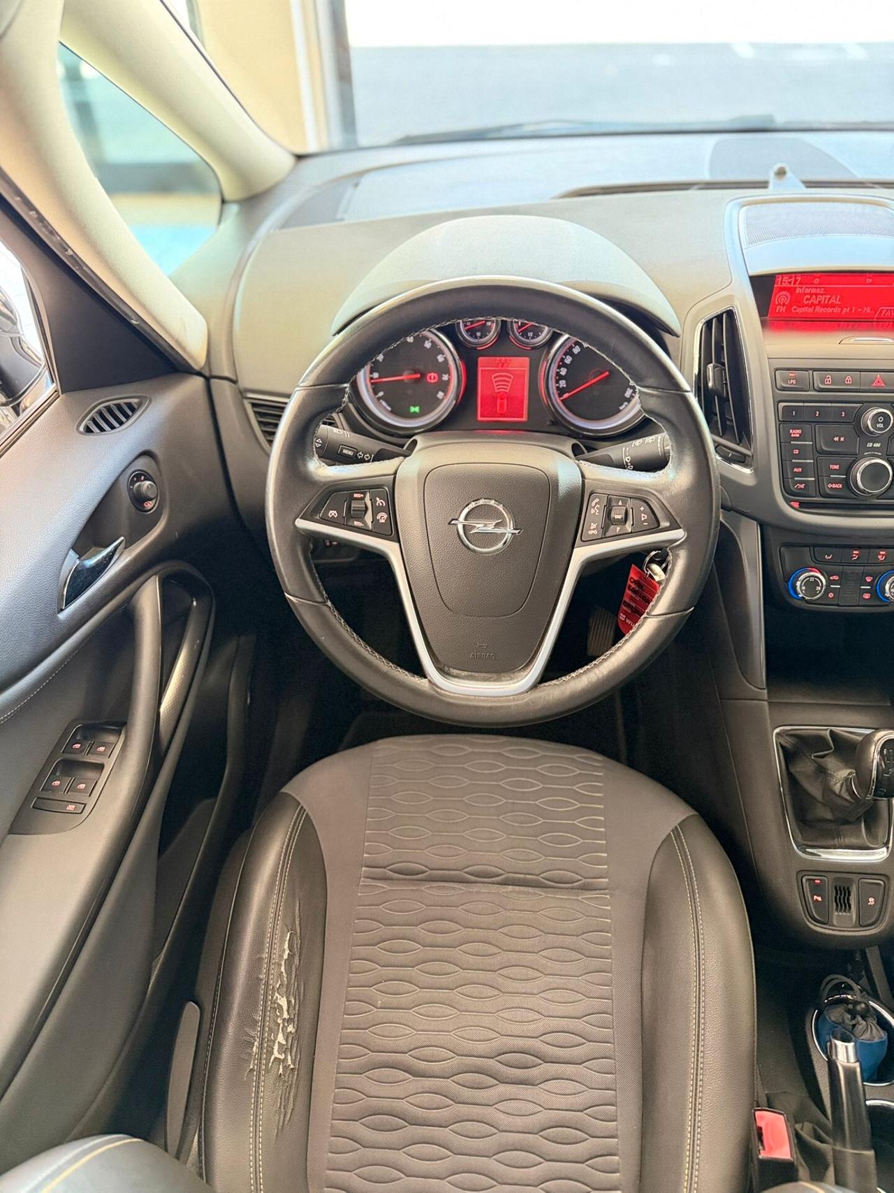Opel Zafira Tourer 1.4 Turbo 140CV GPL Cosmo - 7 POSTI