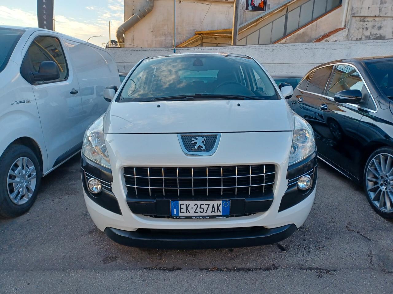 Peugeot 3008 1.6 HDi UNICO PROPRIETARIO NAVI