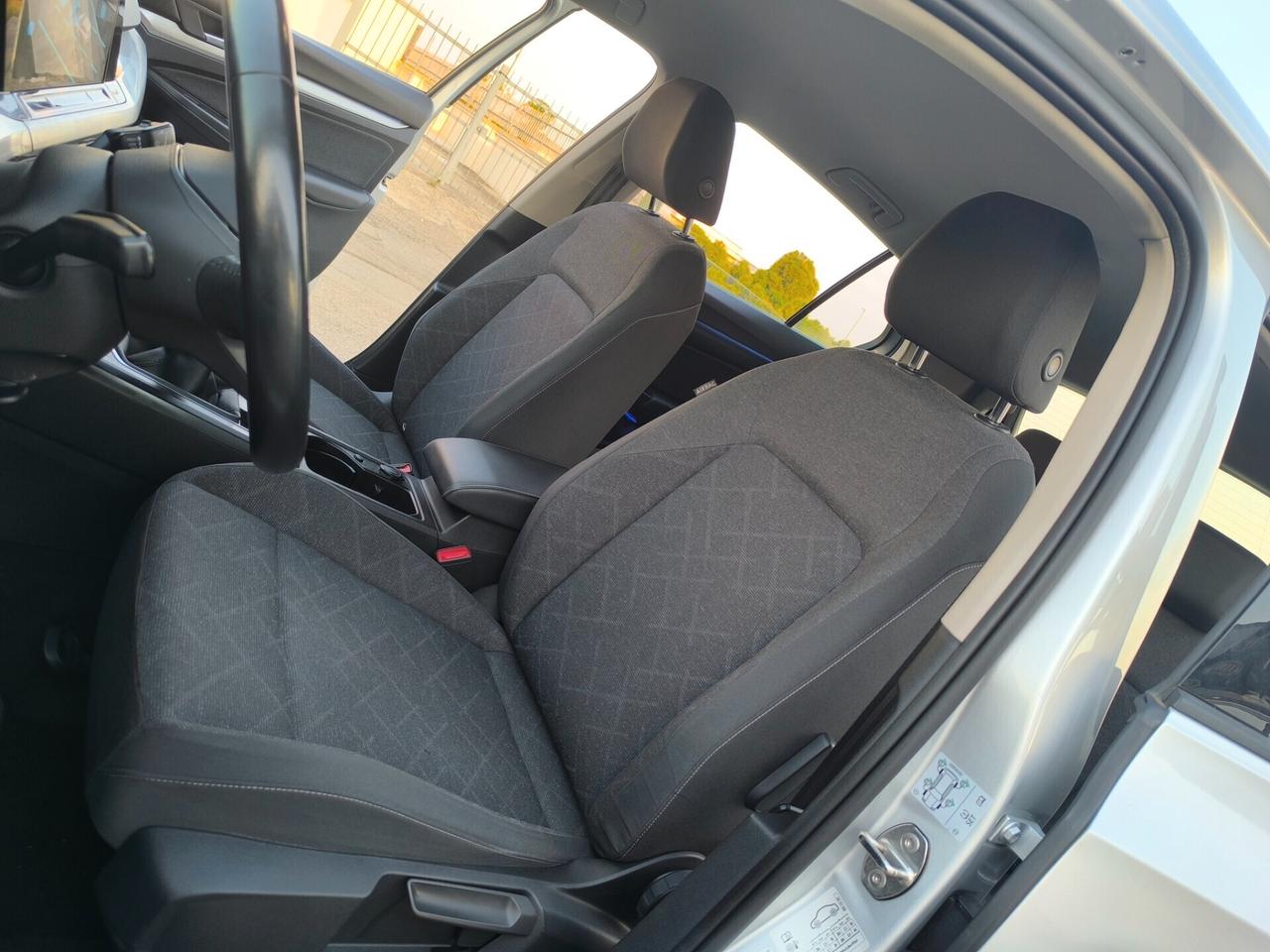 VOLKSWAGEN GOLF 8 2.0 TDI 115cv NAV/LUCI AMBIENT