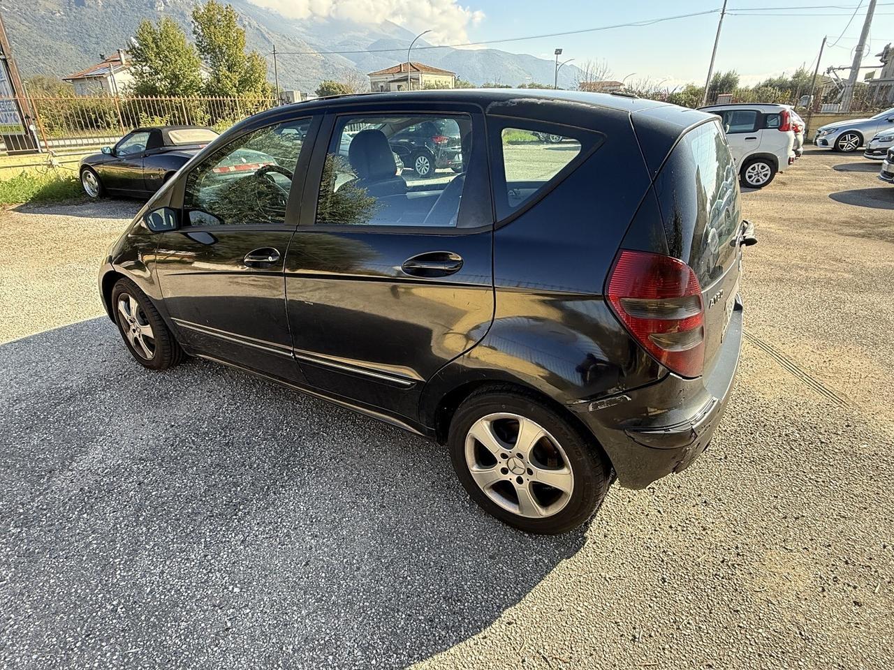 MERCEDES CLASSE A 180 CDI adatta neopatentati