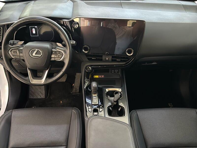 Lexus NX Plug-in Premium+ AWD