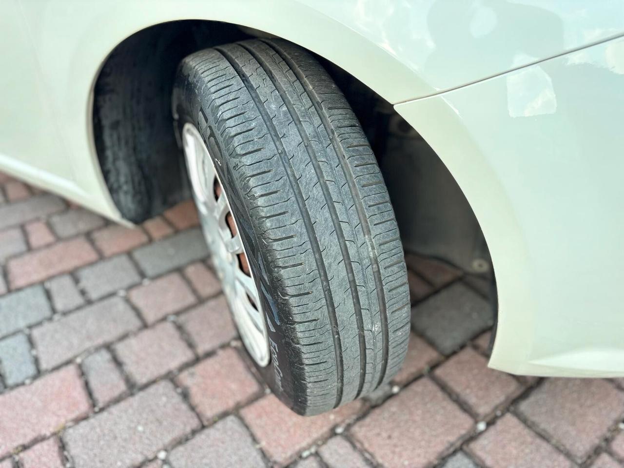FIAT PUNTO 1.3 MJT 75 CV Lounge