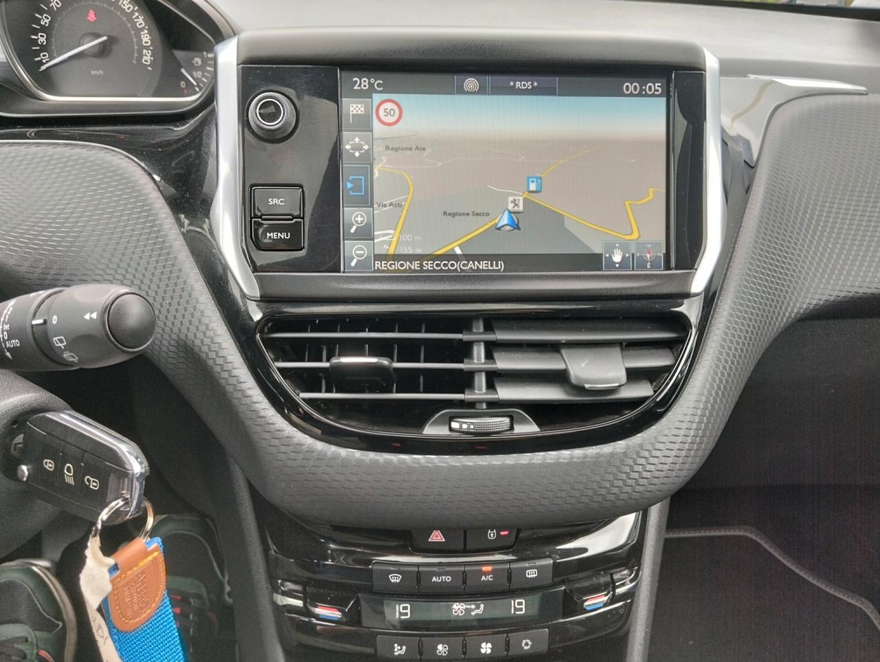 Peugeot 2008 BlueHDi 120 S&S Crossway