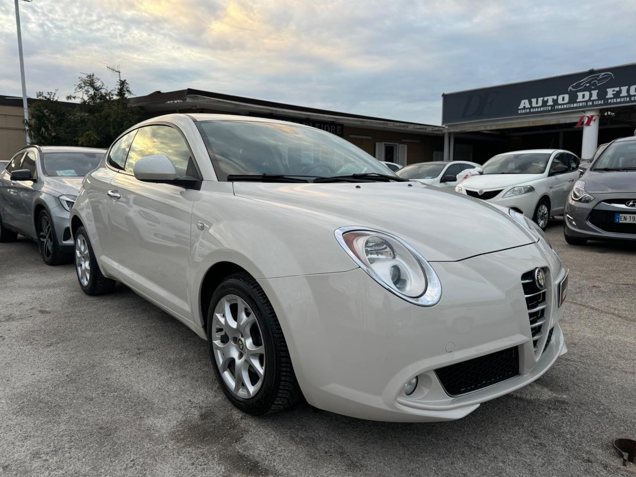 Alfa Romeo MiTo 1.3 JTDm-2 95 CV Distinctive