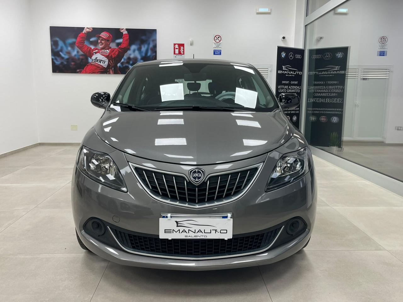 LANCIA YPSILON 1.0 HYBRID 70CV SILVER
