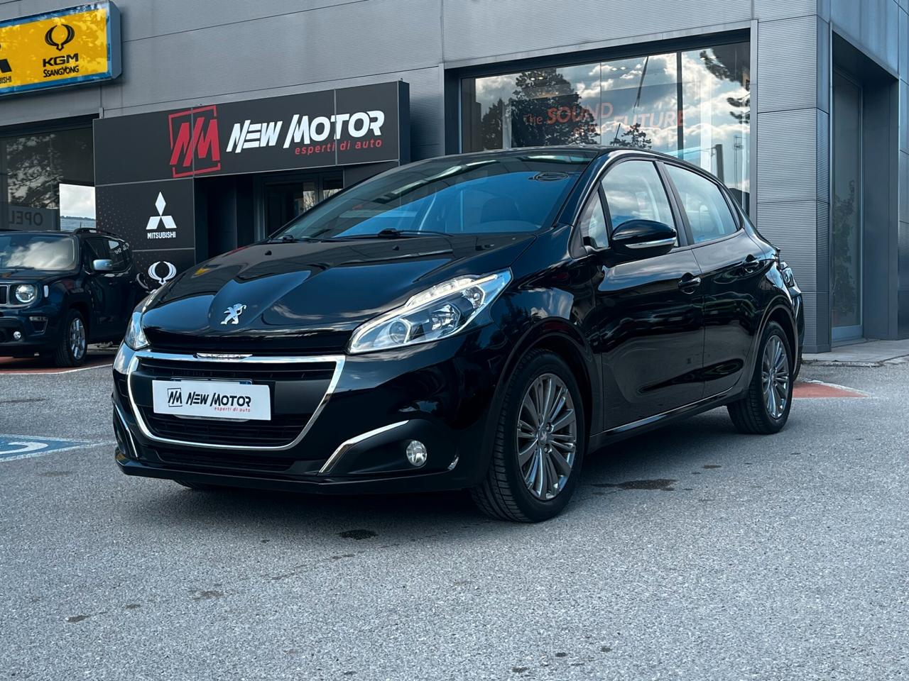 Peugeot 208 BlueHDi 100 S&S 5 porte Allure