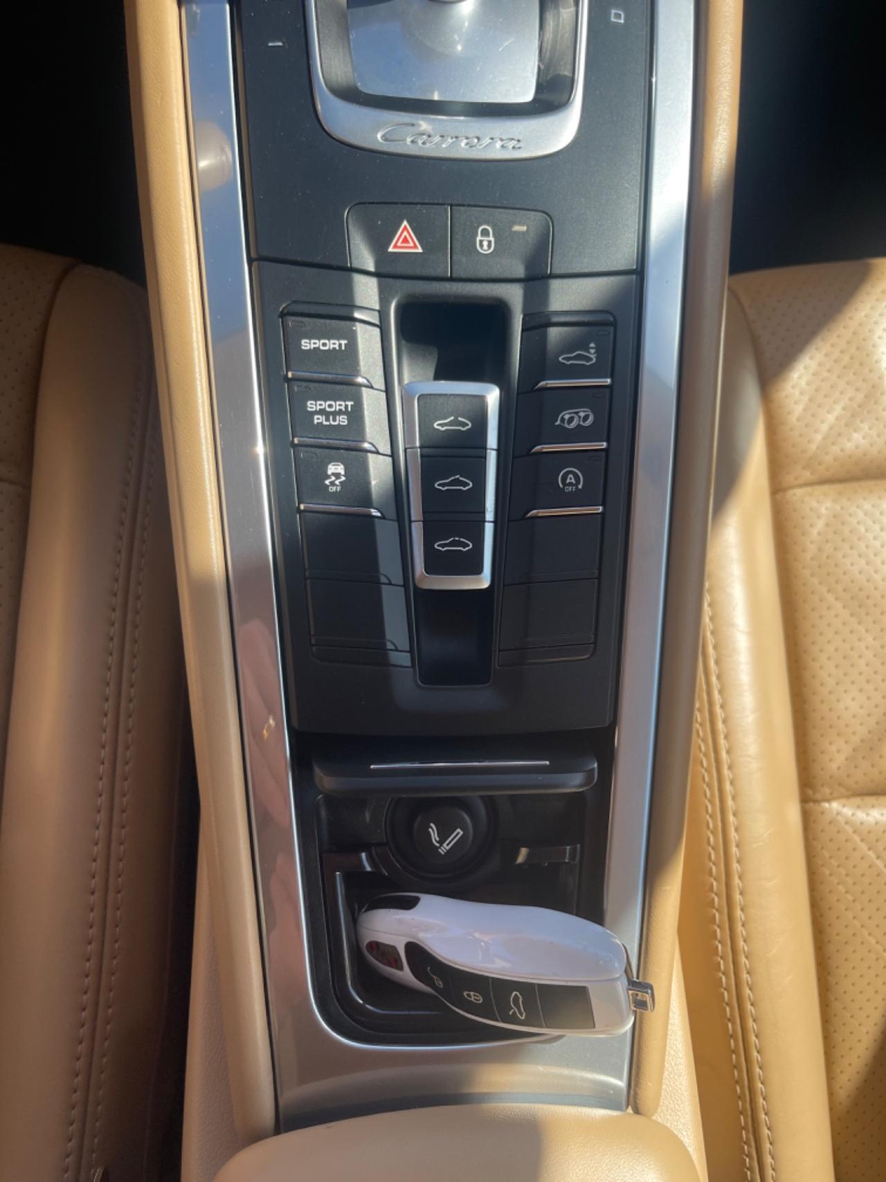 Porsche 911 3.4 Carrera Coupé