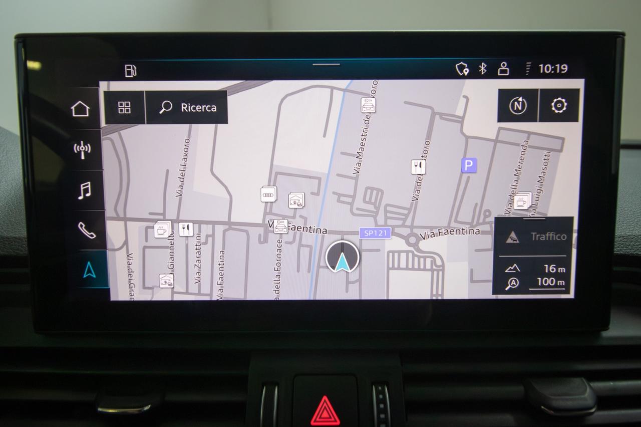 Audi Q5 40 Tdi Mhev Quattro S-tronic Sport 204 Cv Gancio