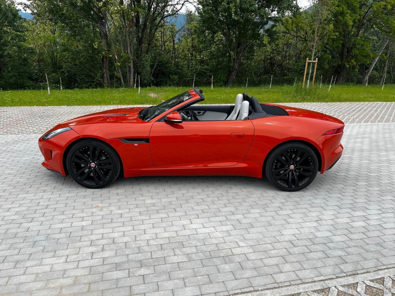 Jaguar F-Type 3.0 V6 Convertibile
