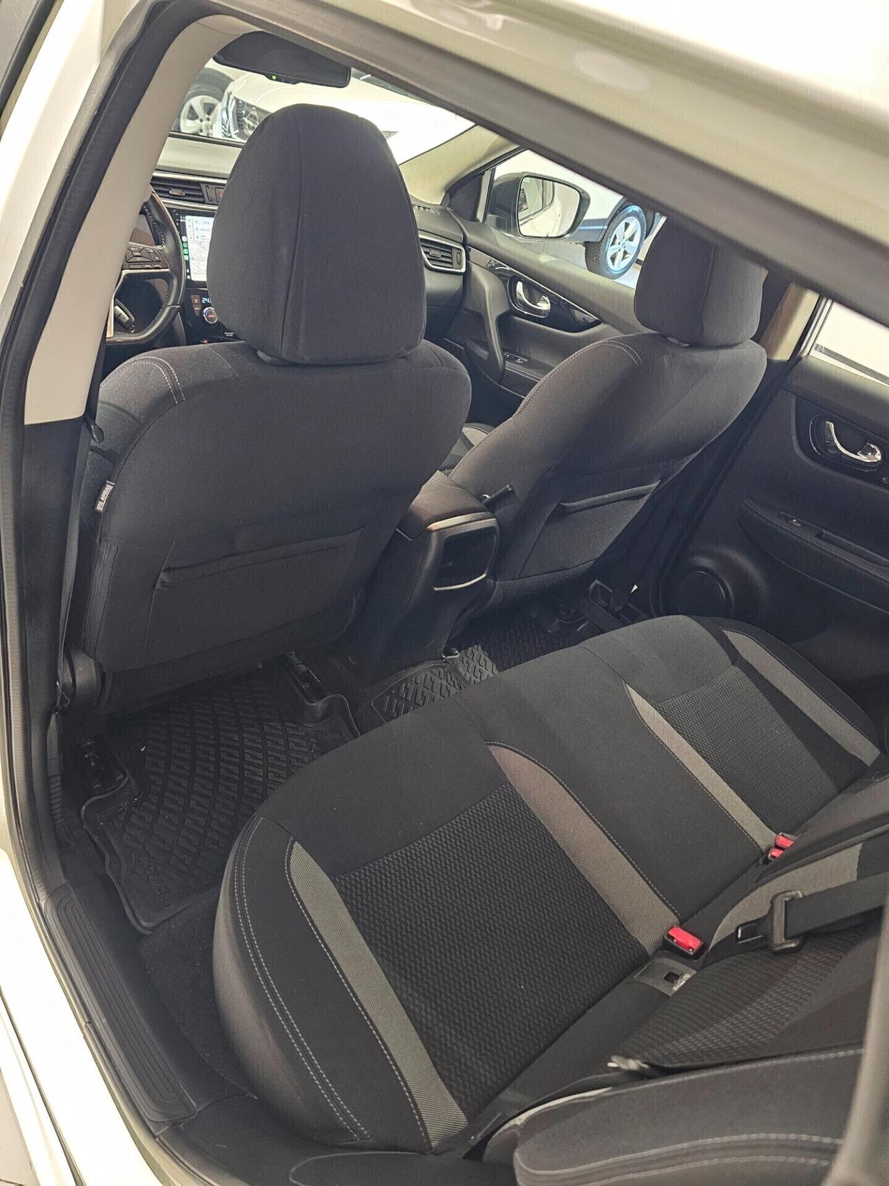 Nissan Qashqai 1.5 dCi N-Connecta