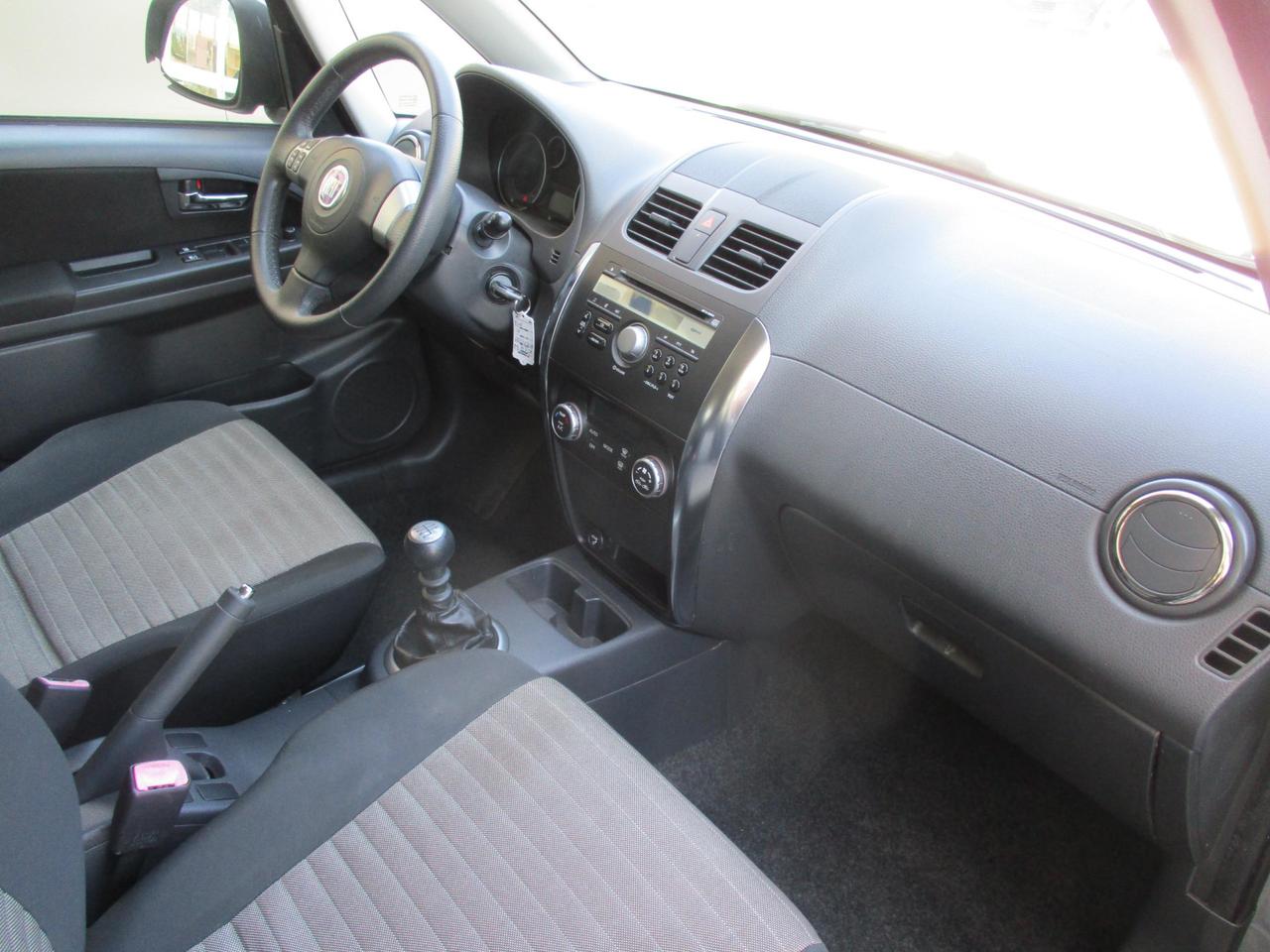 FIAT Sedici 2.0 MJT 16V 4x2 Emotion