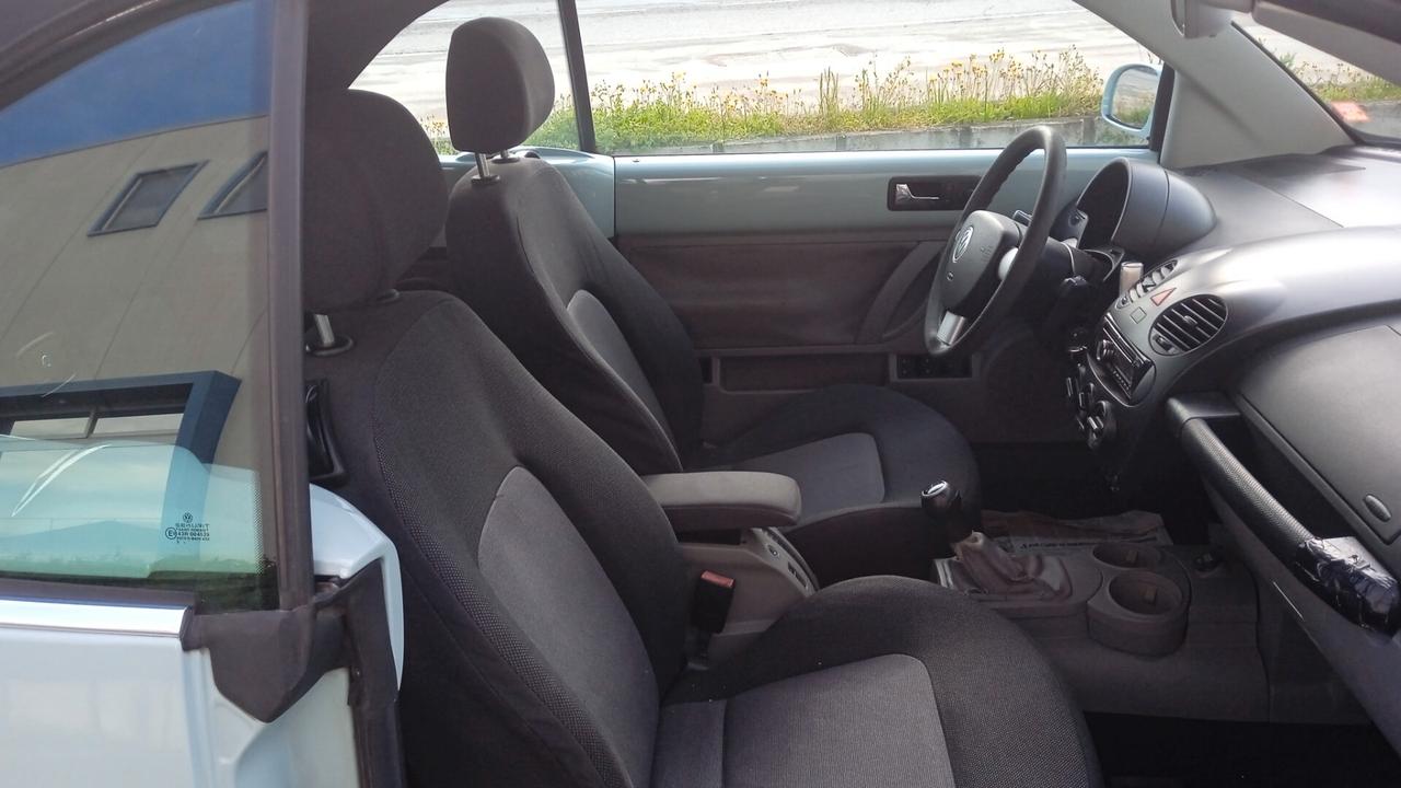 Volkswagen New Beetle 1.6 Cabrio ASI azzurro Tiffany no bollo