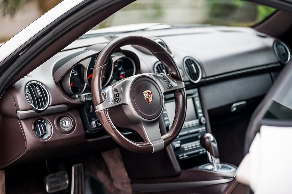 Porsche Cayman 2.9