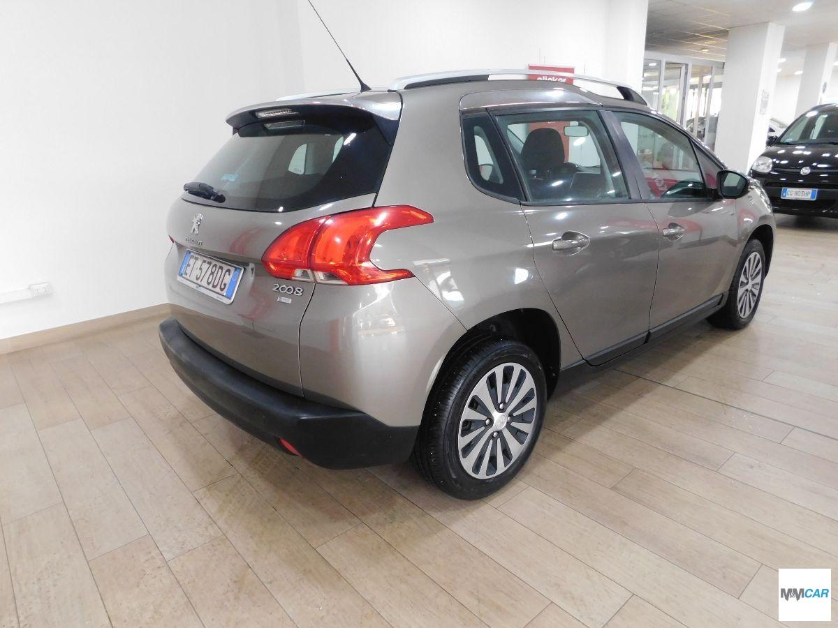 PEUGEOT - 2008 - 1.6 e-HDi 92 CV S&S robot. Allure