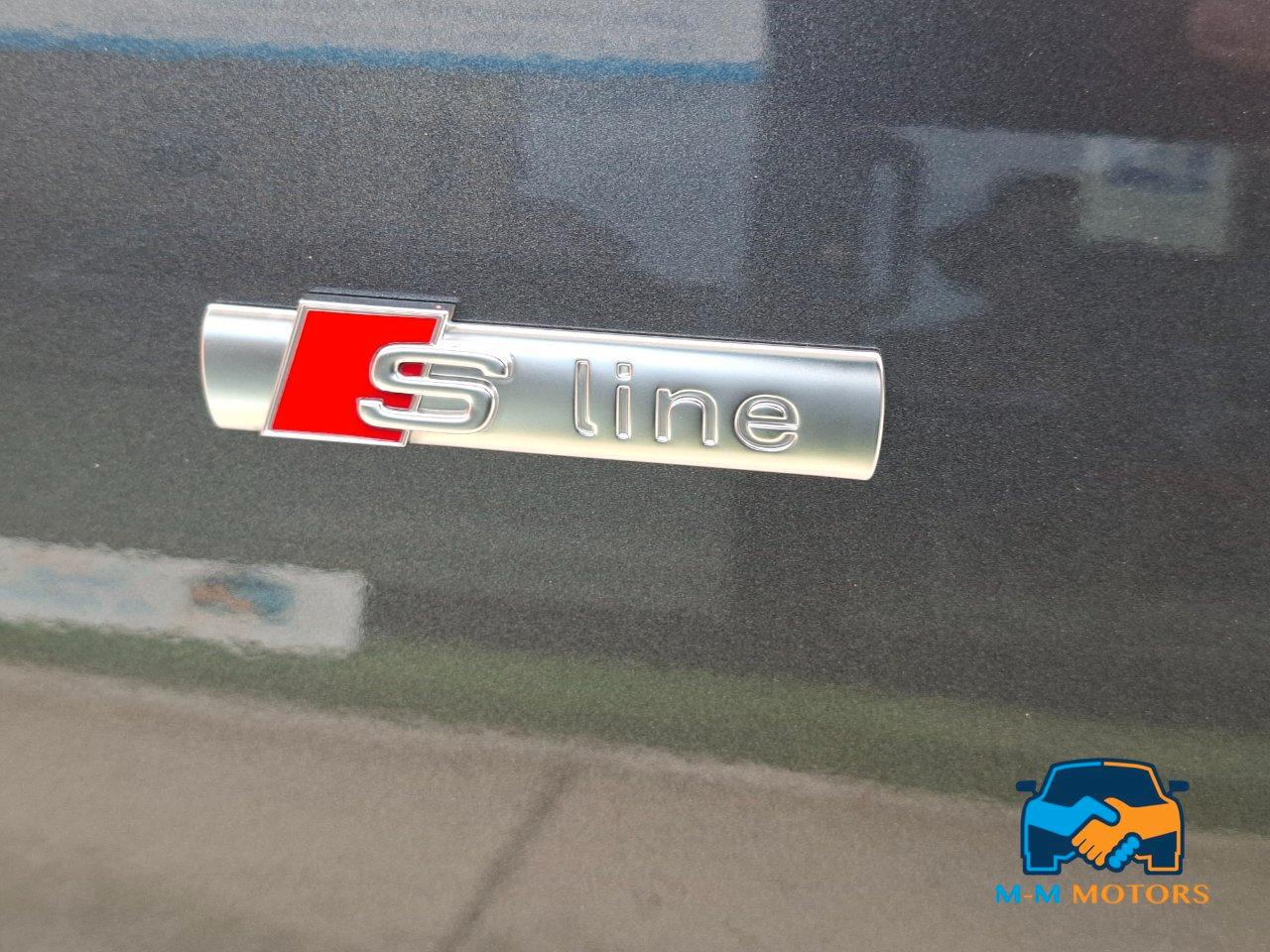 Audi Q3 40 2.0 tdi S line quattro 190cv unico proprietario