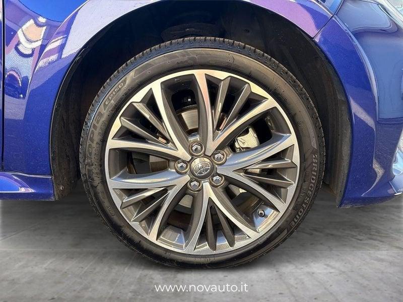 Toyota Yaris Yaris 1.5h 130 Lounge