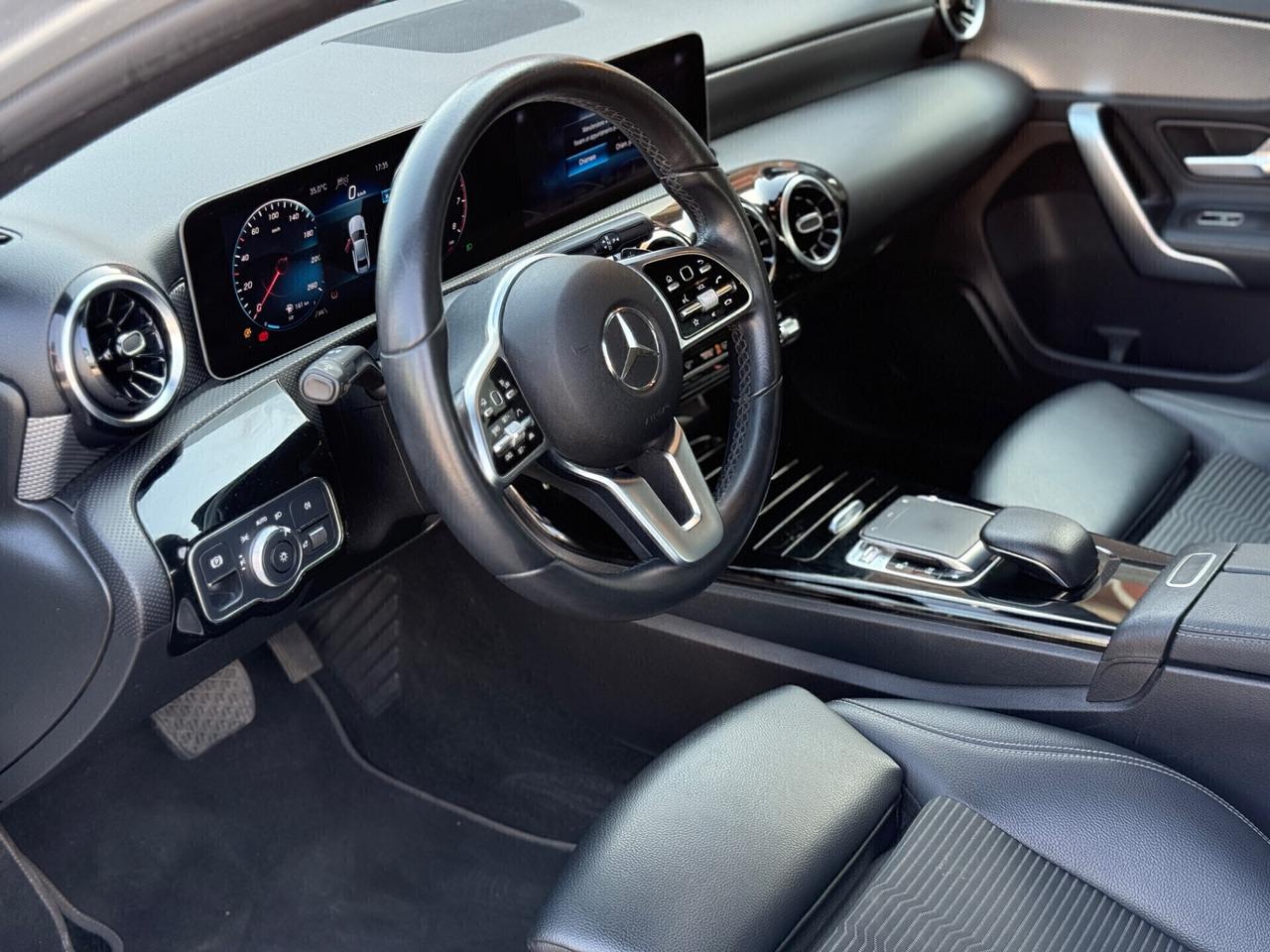 Mercedes-benz A 200 Berlina , Sport Automatico !