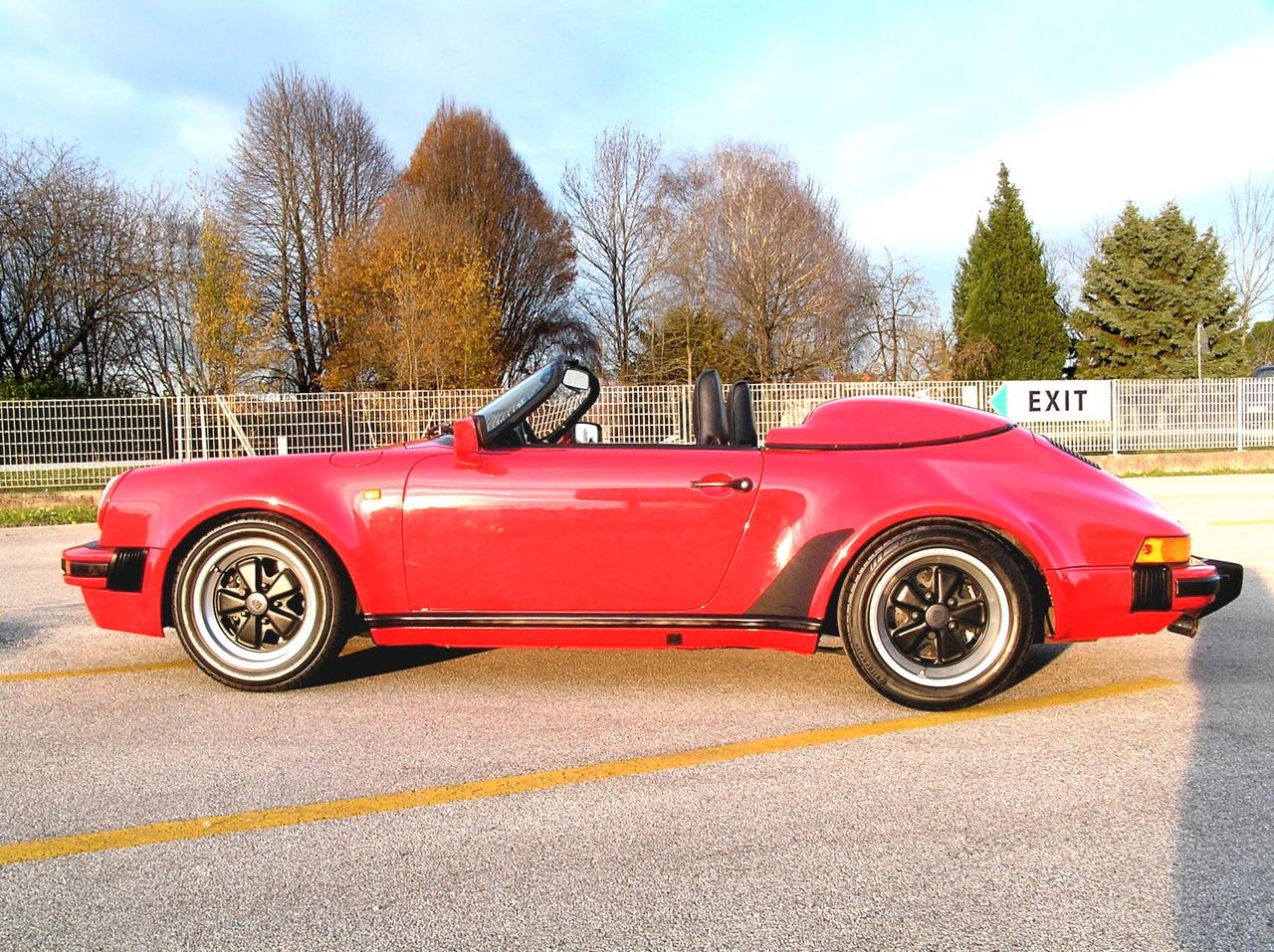 Porsche 911 3.2 Speedster Turbo Look