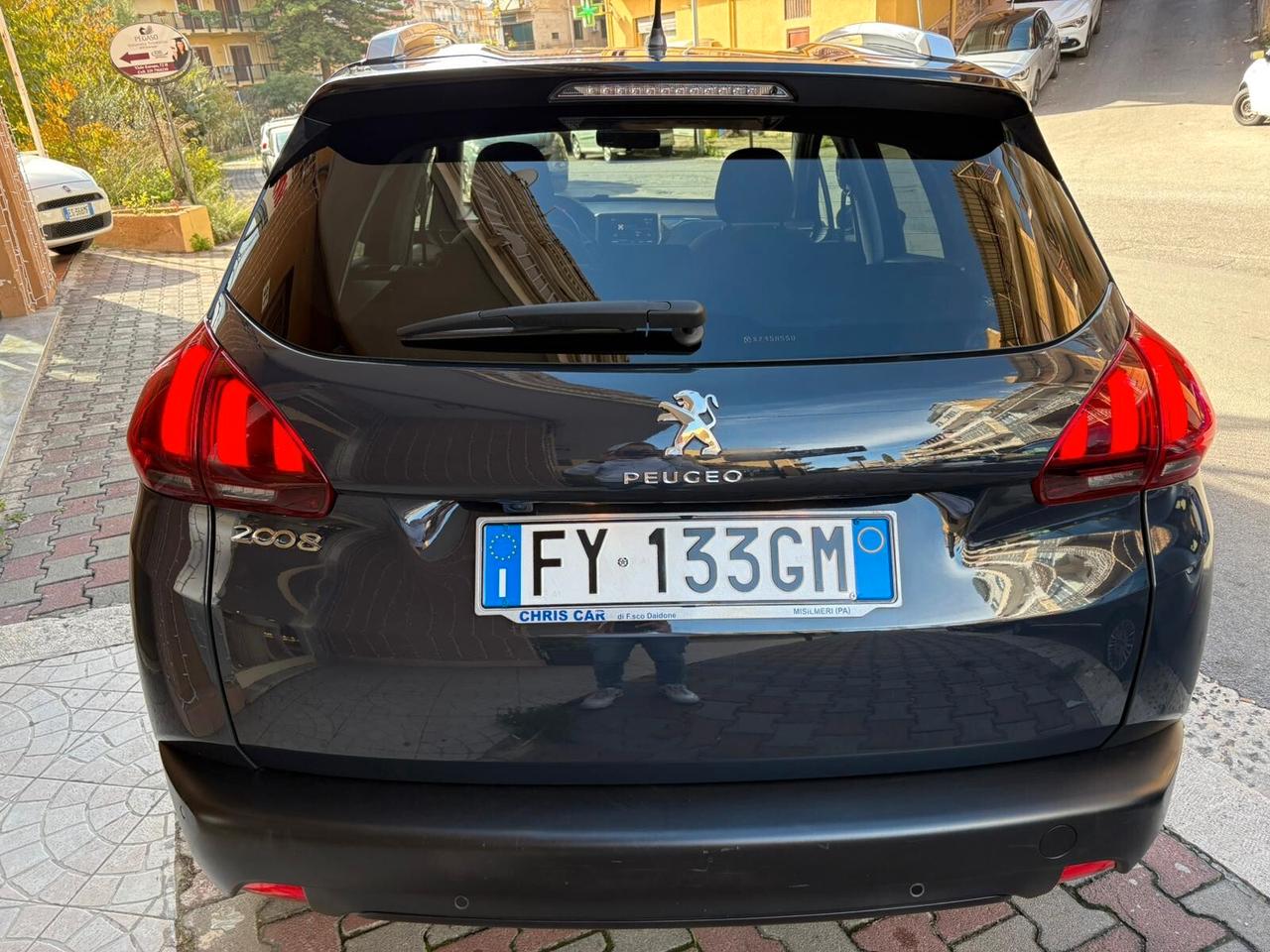 Peugeot 2008 BlueHDi 100 S&S Signature