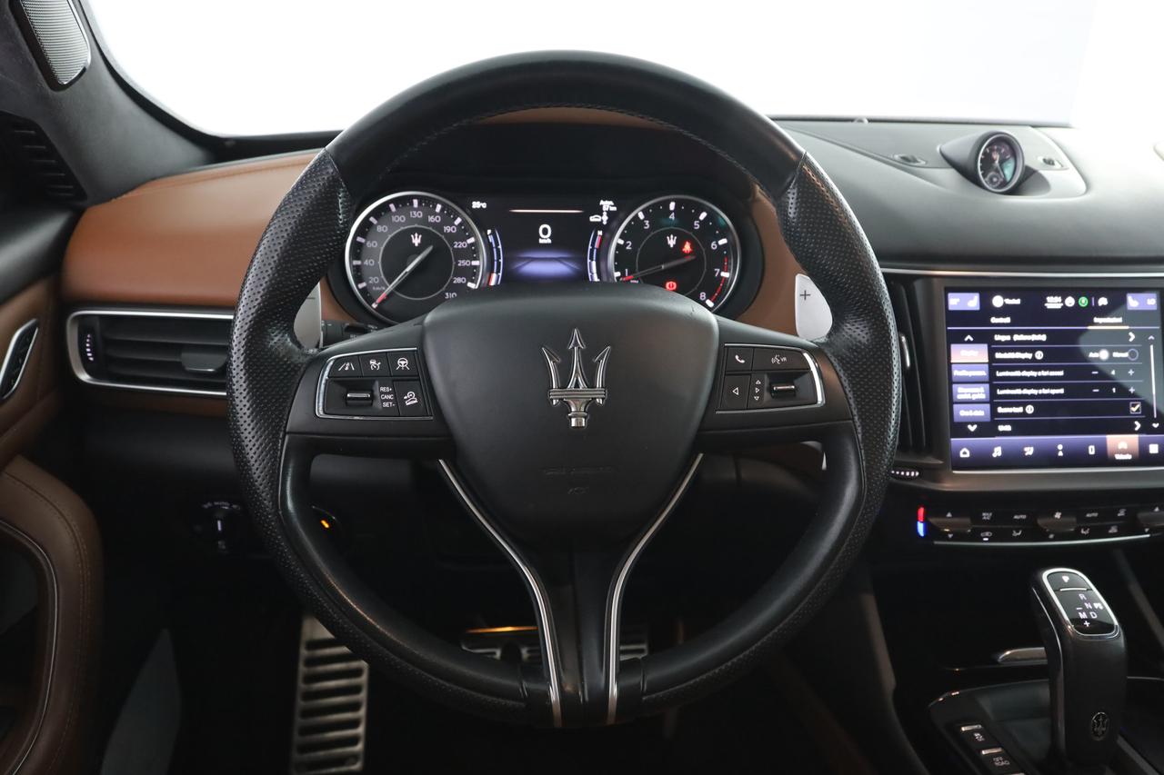 MASERATI Levante 330 CV MHEV AWD GT
