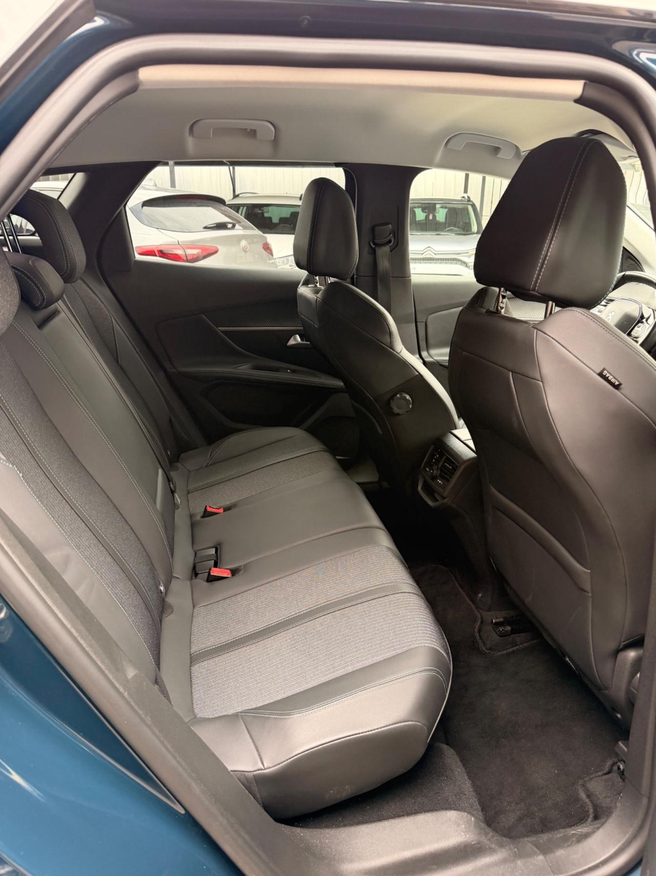 Peugeot 3008 BlueHDi 130 S&S Allure Pack