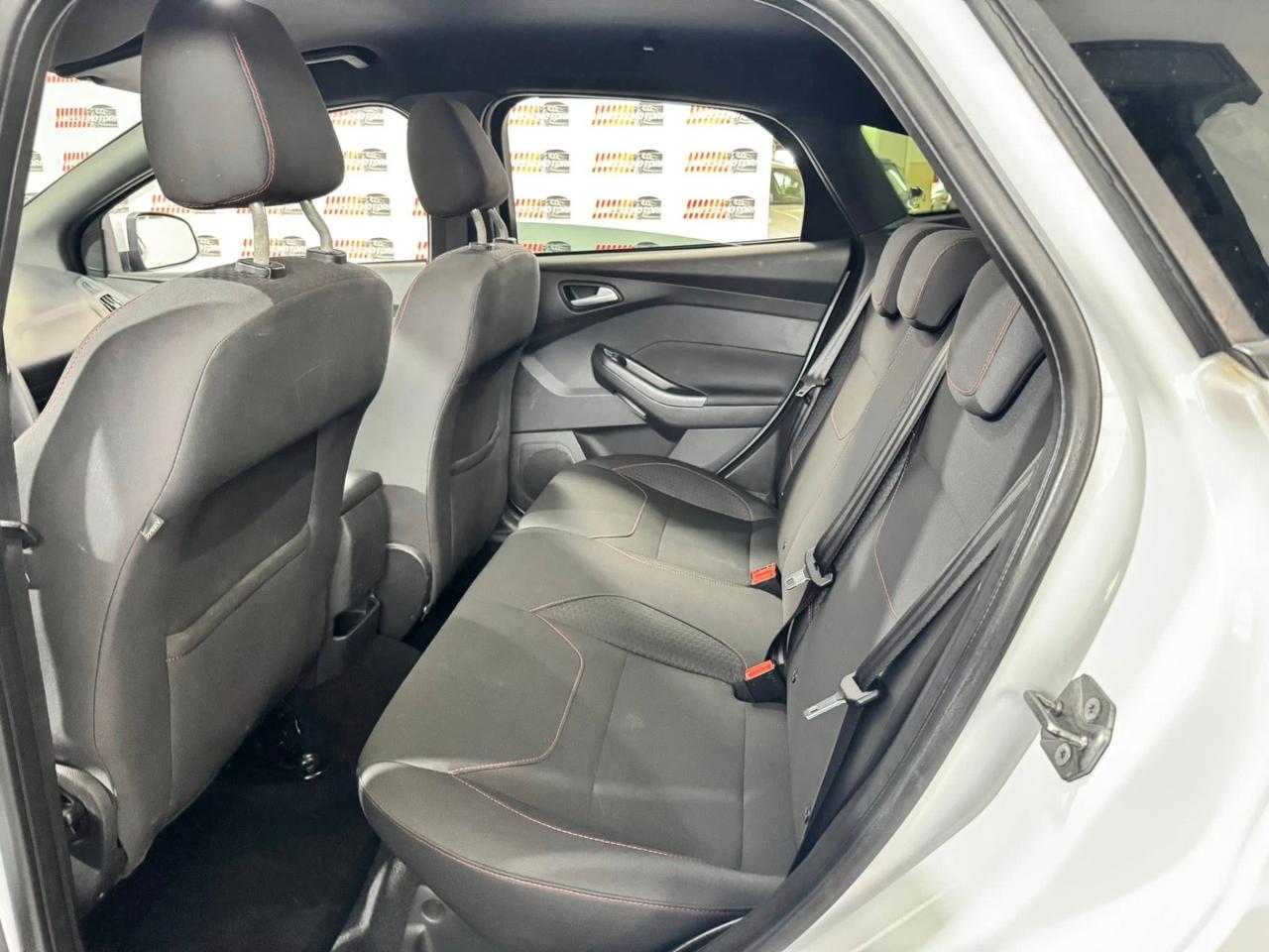 Ford Focus 1.5 TDCi 120 CV Start&Stop ST Line Business