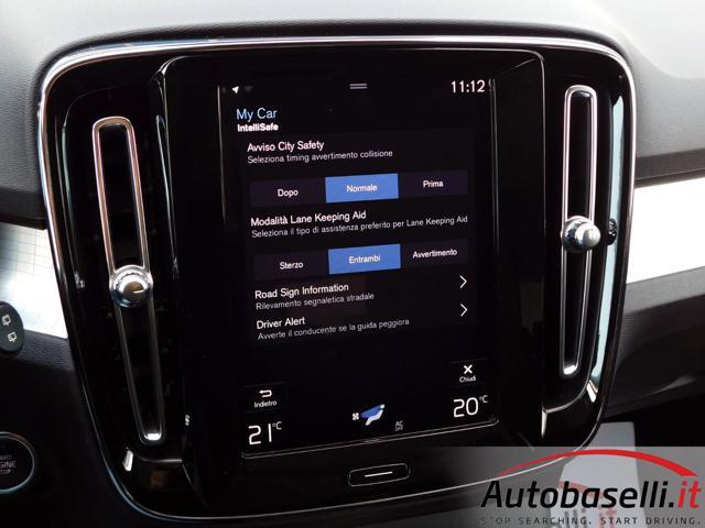 VOLVO XC40 2.0T4 190CV GEARTRONIC MOMENTUM AUTOMATICA