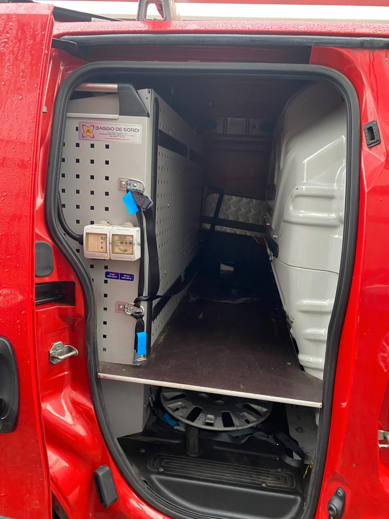 Fiat Fiorino 1.3 MJT 95CV Furgone Adventure E5+ ALLESTITO