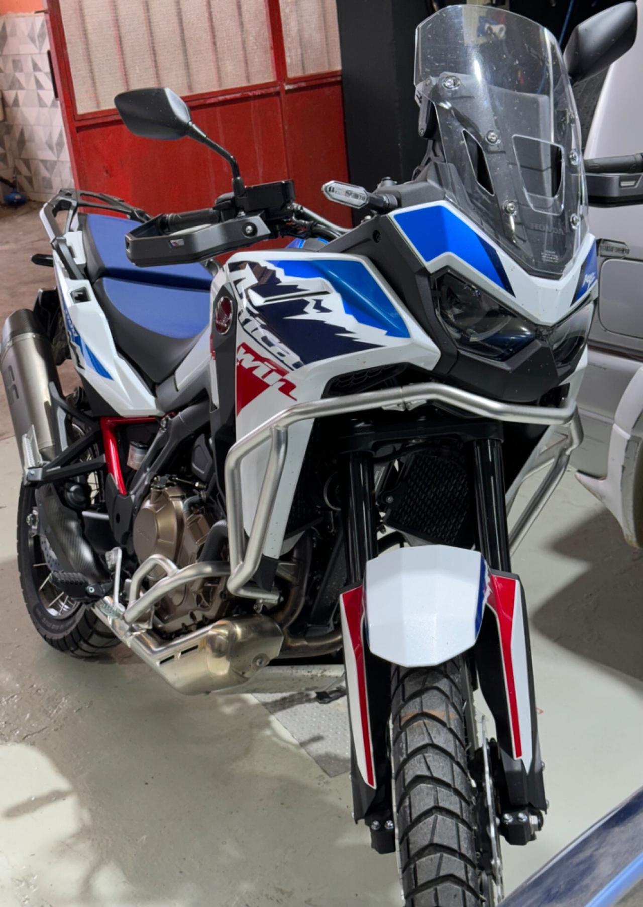 Honda Africa Twin 1100 2024