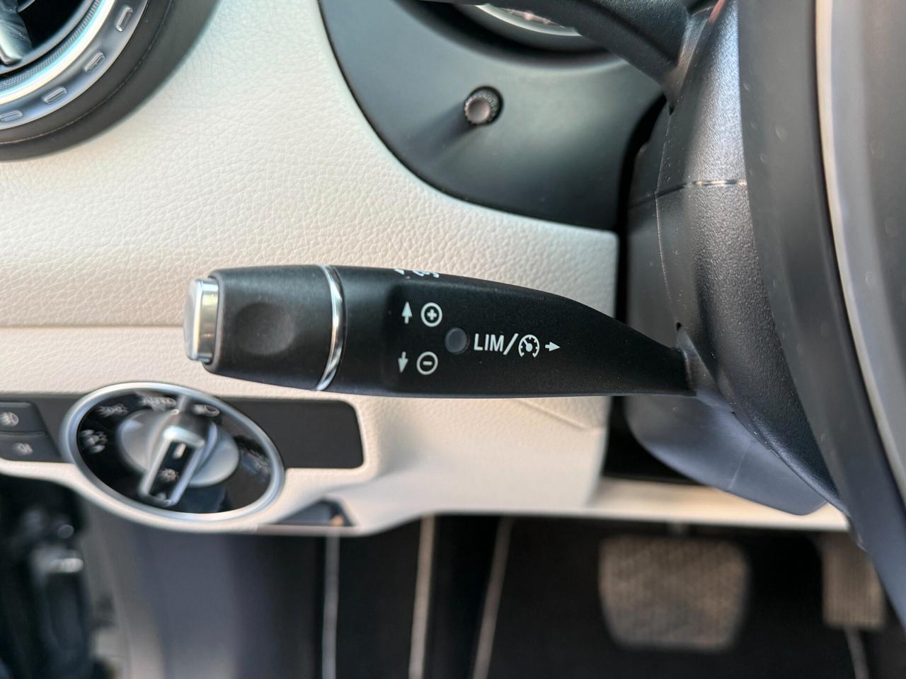 Mercedes GLA 200 d Autom Enduro *TETTO - 2016