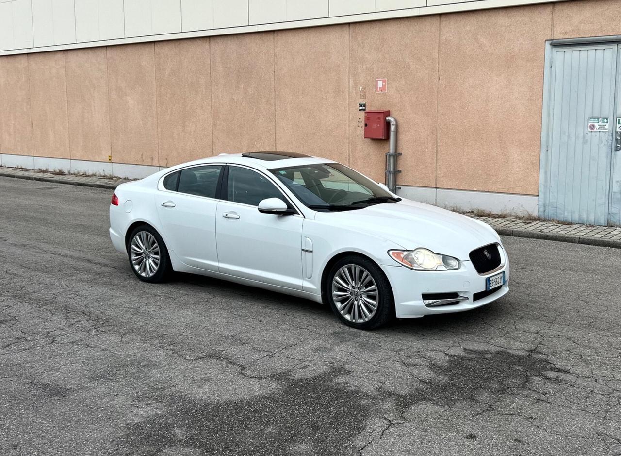 Jaguar XF 3.0 DS V6 Premium Luxury