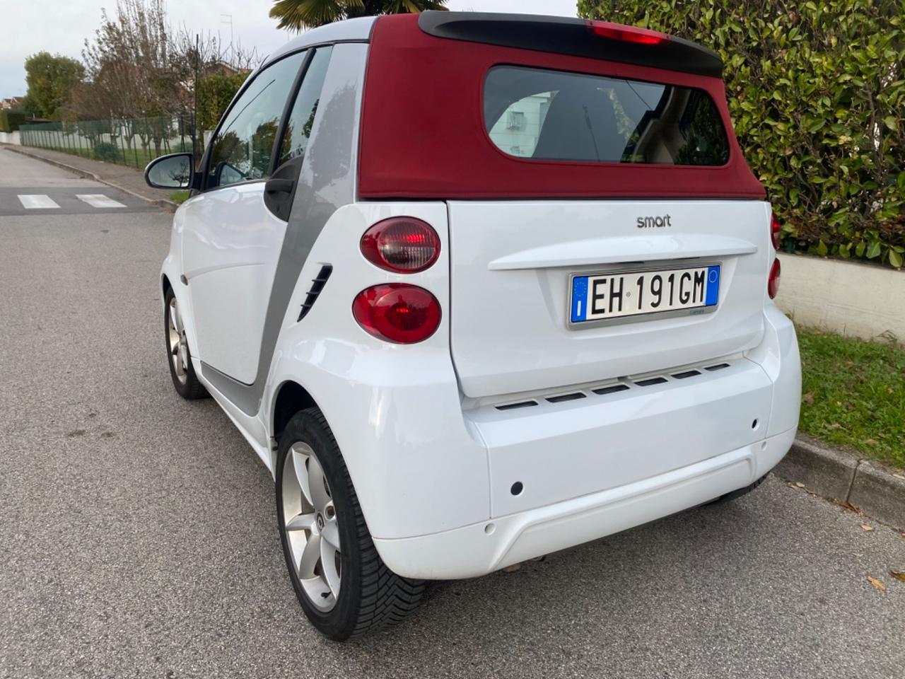 Smart ForTwo 1000 62 kW cabrio pulse