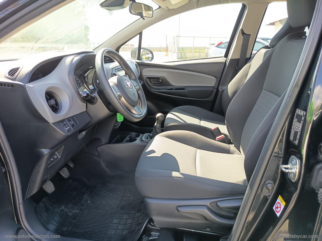 TOYOTA Yaris 1.0 72 CV 5p. Cool SOLO 29.000 KM