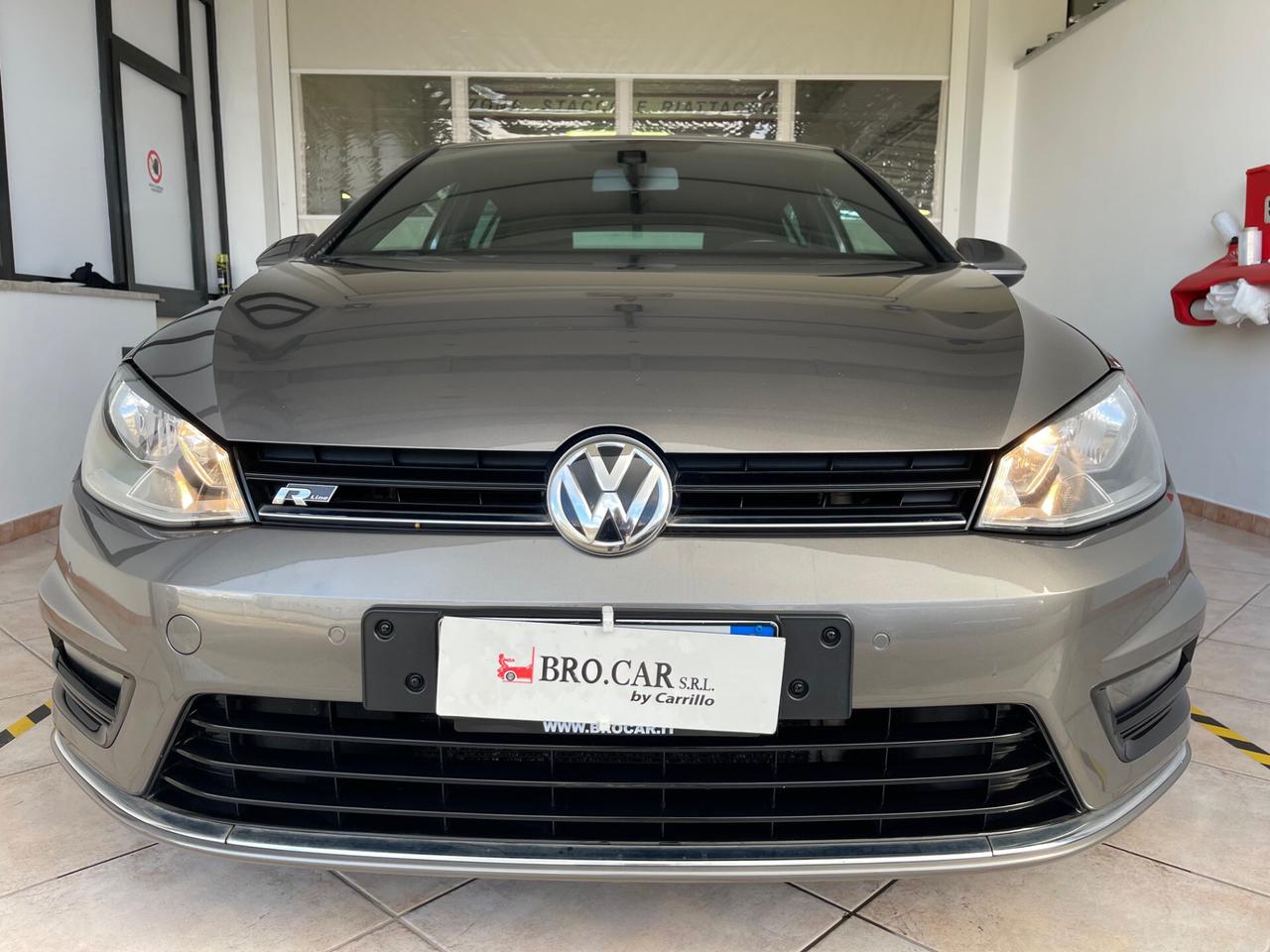 Volkswagen Golf 1.4 TSI 150CV 5p. Highline R-Line BlueMotion Technology