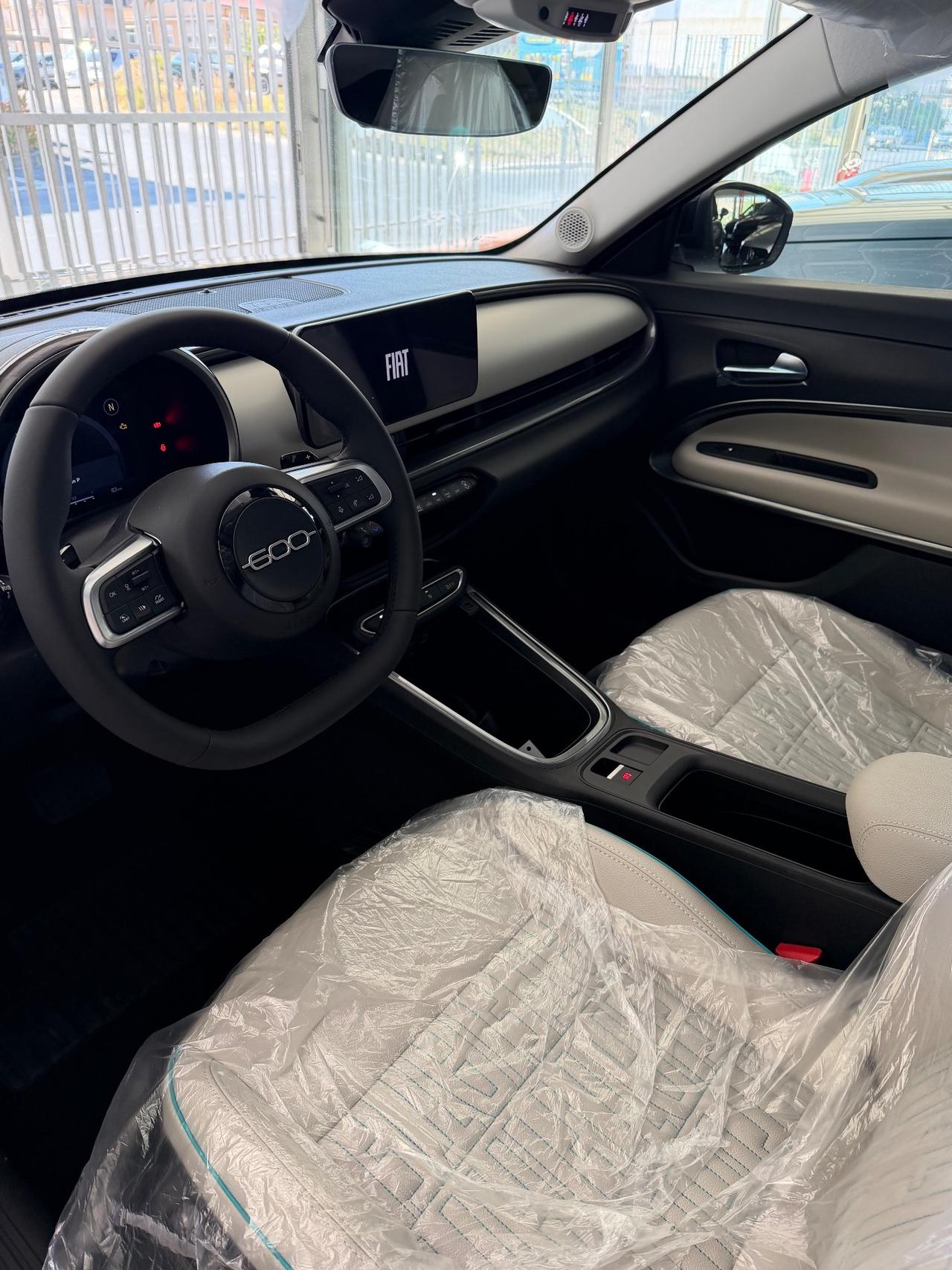 Fiat 600 Hybrid 110 CV DCT MHEV La Prima KM0 2026
