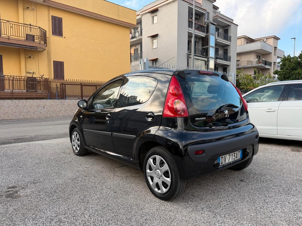 Peugeot 107 1.0 68CV 5p. Sweet Years
