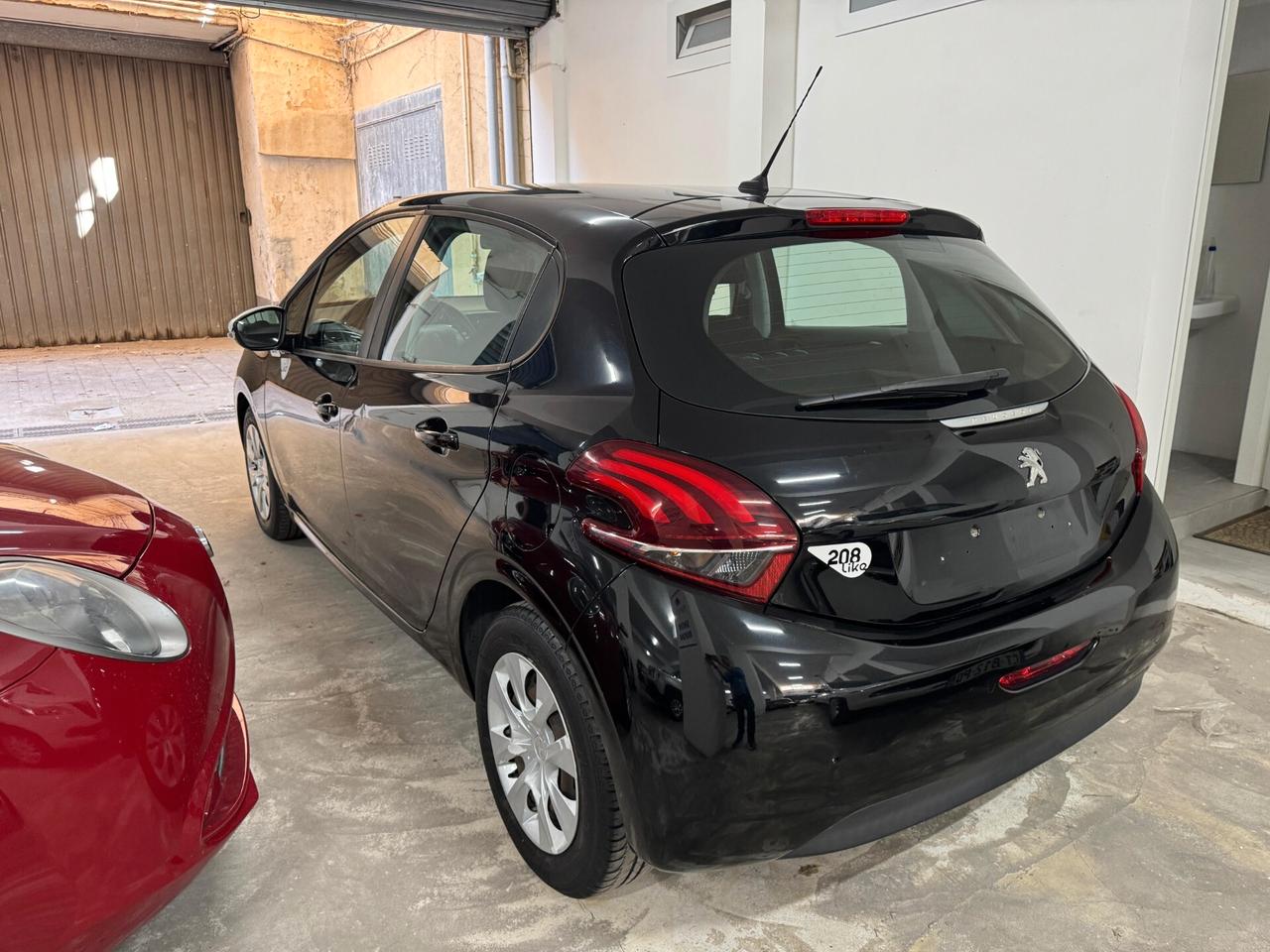 Peugeot 208 1.0 Like Neopatentati – Km Certificati – Garanzia 12 Mesi