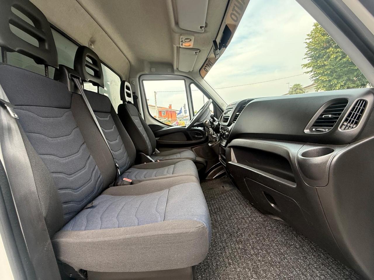 IVECO Daily 35S12 2.3 HPT CENTINA CENTINATO