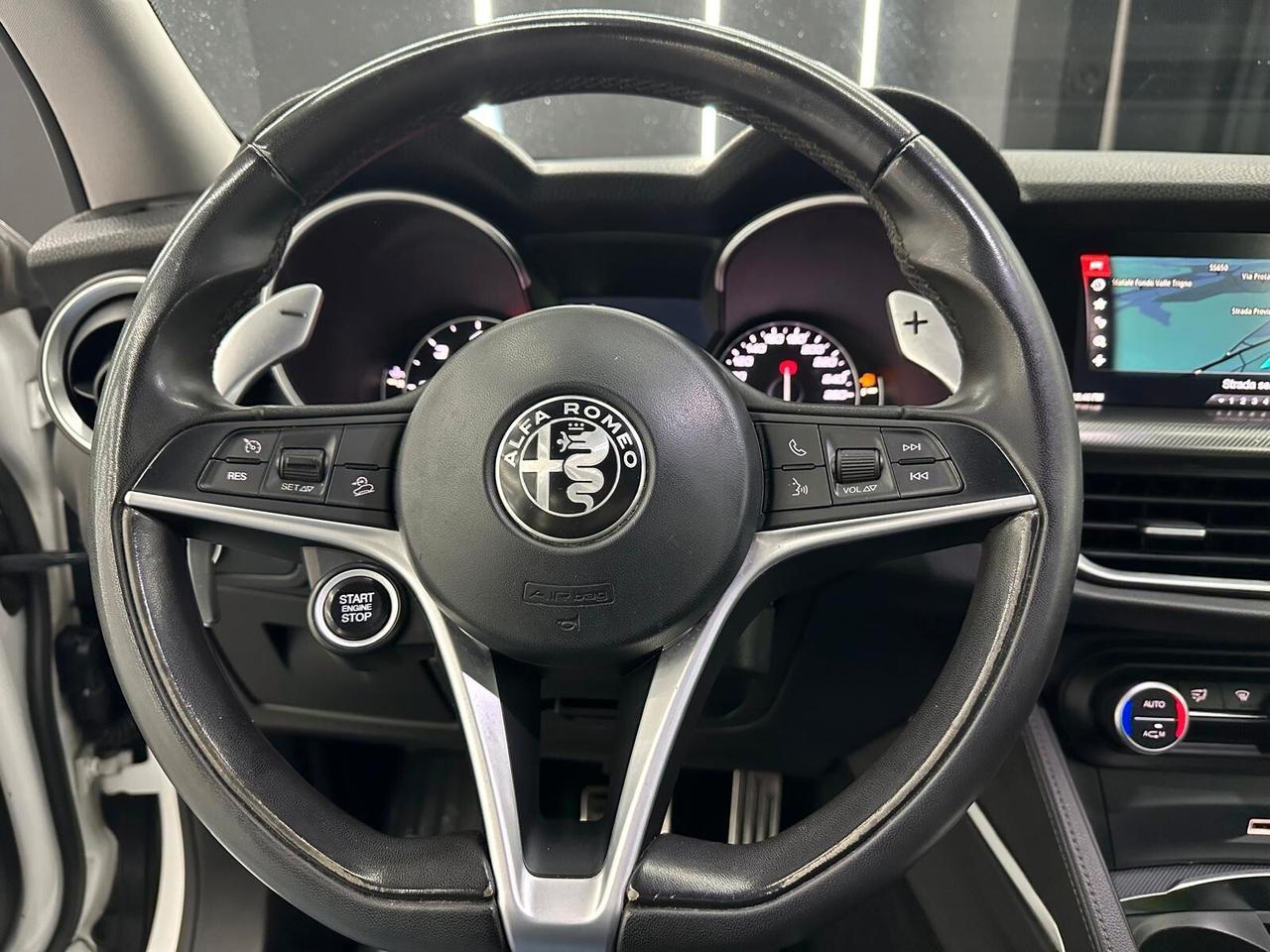 Alfa Romeo Stelvio 2.2 Turbodiesel 180 CV AT8 RWD Super