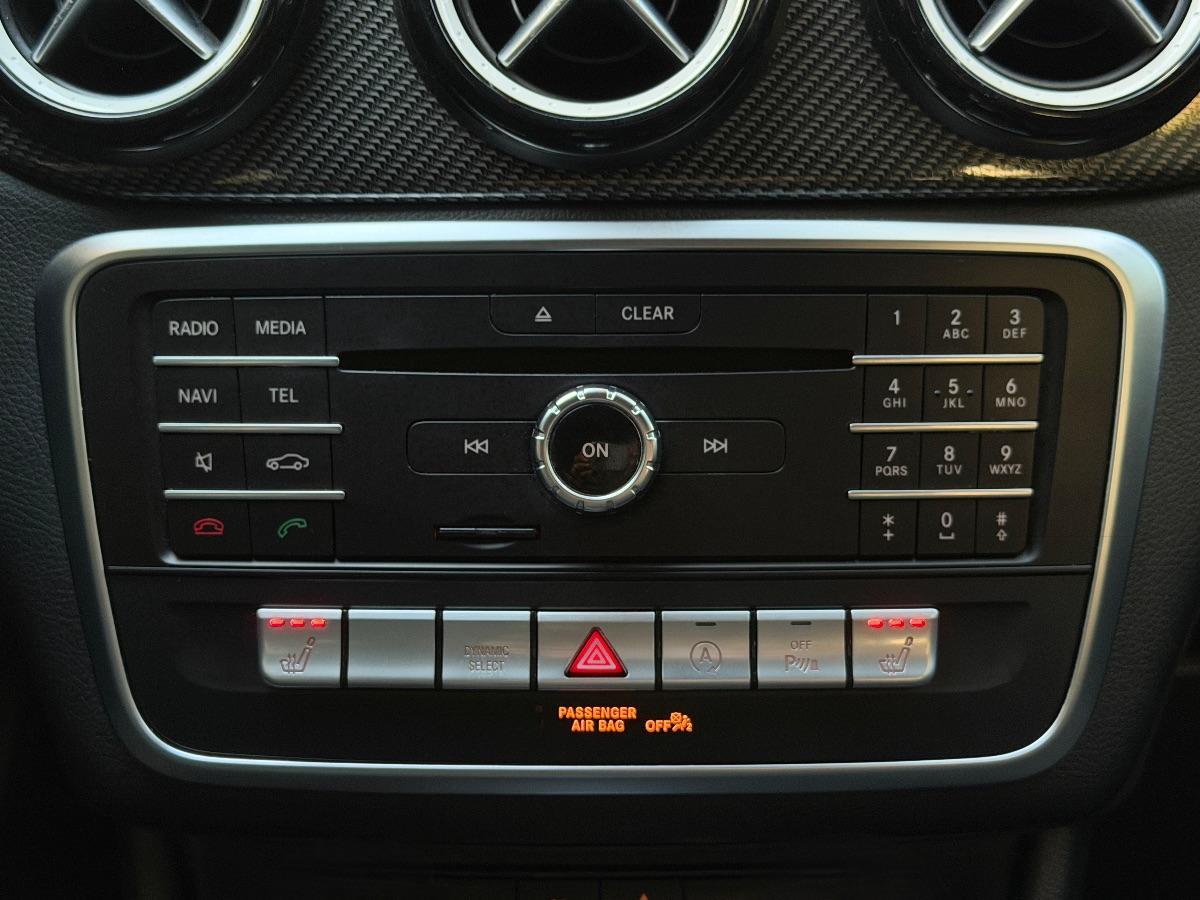Mercedes-Benz GLA 200d Premium AMG Edition 136CV