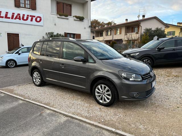 VOLKSWAGEN Touran 1.4 TSI DSG Highline EcoFuel