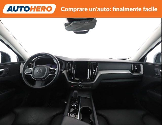 VOLVO XC60 B4 (d) AWD automatico Plus Dark