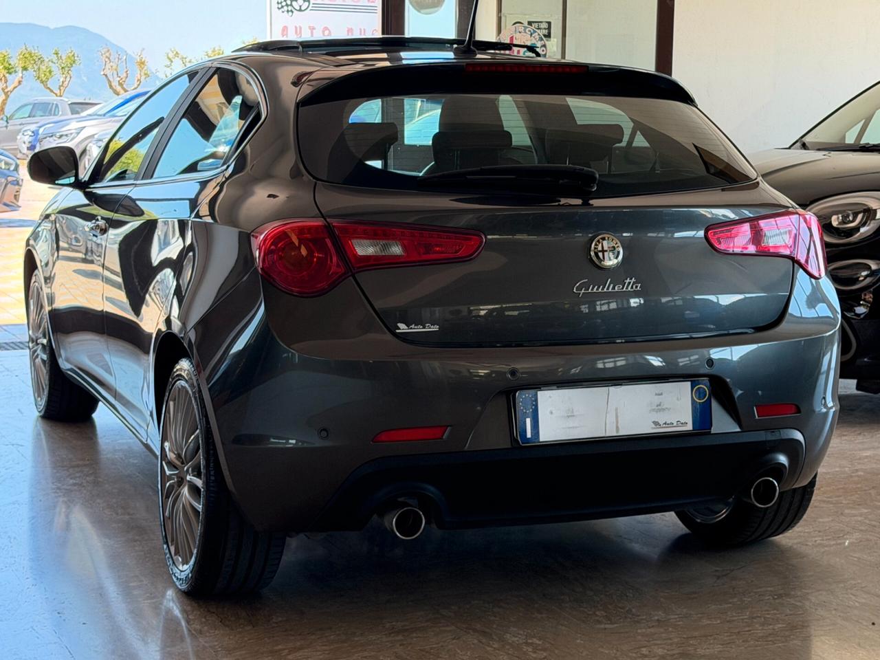 Alfa Romeo Giulietta 2.0 M.JET 150 cv. EXCLUSIVE (Tetto)